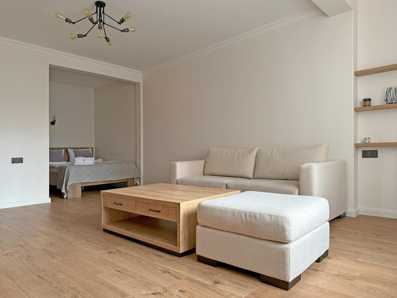 Appartamento City Center Living In Erevan Esterno foto
